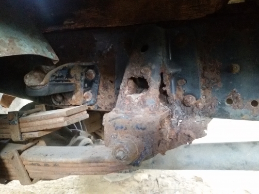 ISUZU NKR 110 Hp เกียร์สั้น ปี 45