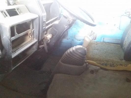 ISUZU NKR 110 Hp เกียร์สั้น ปี 45