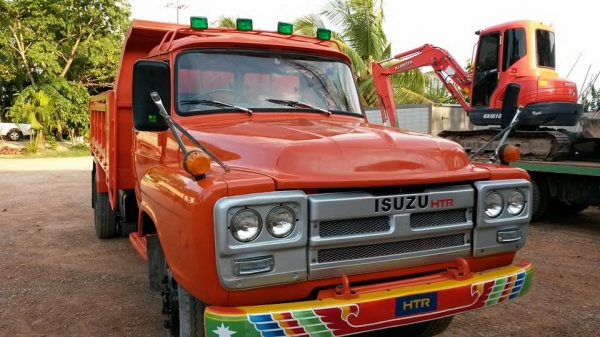 หัวยาวหกล้อดั๊มต่อใหม่ ISUZU HTR  เครื่อง 6BD1 165 แรง อดีตรถการไฟฟ้า วิ่งมาแค่ 180,000 KM. สภาพ 90\%