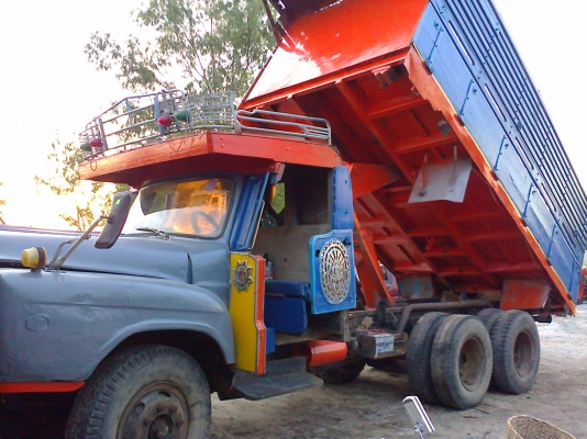 ขาย 10 ล้อหน้ายาวดั้ม 2เพลาเพลาหามใหญ่