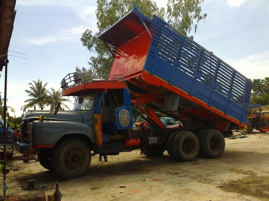 ขาย 10 ล้อหน้ายาวดั้ม 2เพลาเพลาหามใหญ่