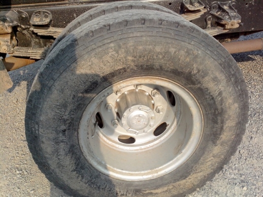 ขายรถบรรทุกหกล้อดั้มฮีโน่FG8J เครื่อง JO8E เทอร์โบอินเตอร์ 260 แรงม้า คอมมอนเร็ว รถห้างดั้มสามมิตร 8