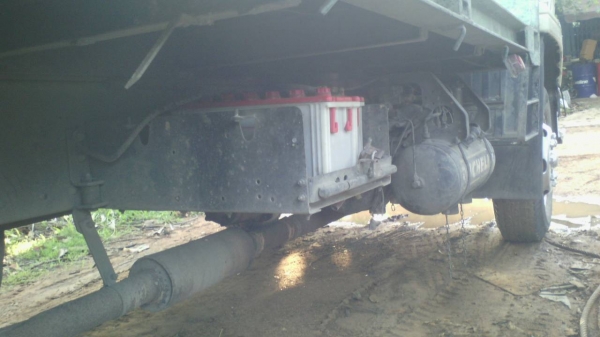 ขายรถ 10 ล้อพื้นเรียบ NISSAN UD CWM430M-04146 250 แรงม้า 2 เพลา ราคา 680000