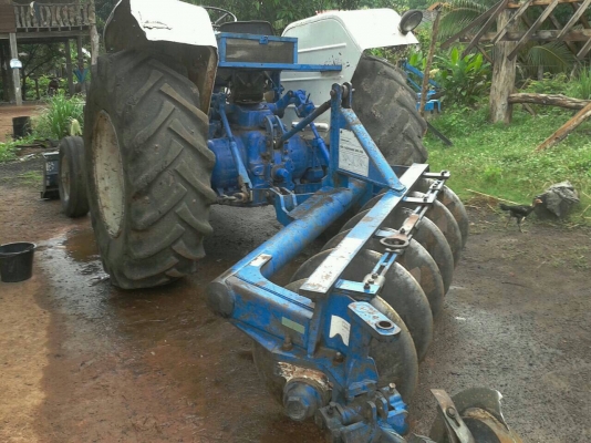 ขายด่วน รถไถ Ford