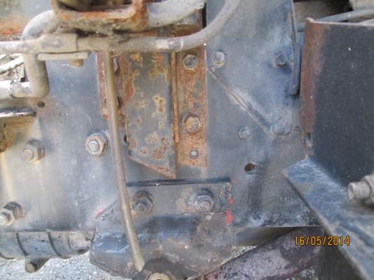 ISUZU-10ล้อ.เครื่อง6HH1.195.ตู้เปียก6.20เมตร.ถูกๆ....มัดจำแล้วครับ... ISUZU-10ล้อ.เครื่อง6HH1.195.ตู้เปียก6.20เมตร.ถูกๆ....มัดจำแล้วครับ...