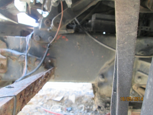 ISUZU-10ล้อ.เครื่อง6HH1.195.ตู้เปียก6.20เมตร.ถูกๆ....มัดจำแล้วครับ... ISUZU-10ล้อ.เครื่อง6HH1.195.ตู้เปียก6.20เมตร.ถูกๆ....มัดจำแล้วครับ...