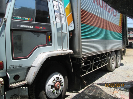 ISUZU-10ล้อ.เครื่อง6HH1.195.ตู้เปียก6.20เมตร.ถูกๆ....มัดจำแล้วครับ... ISUZU-10ล้อ.เครื่อง6HH1.195.ตู้เปียก6.20เมตร.ถูกๆ....มัดจำแล้วครับ...