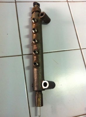 ด่วนน! ขายดันรางน้ำมันดีเซล TOYOTA D4D 2.5 COMMONRAIL