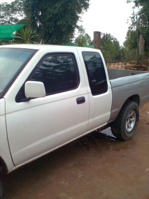 ขายรถกระบะ นิสสัน ฟอร์นเทียร ปี 07