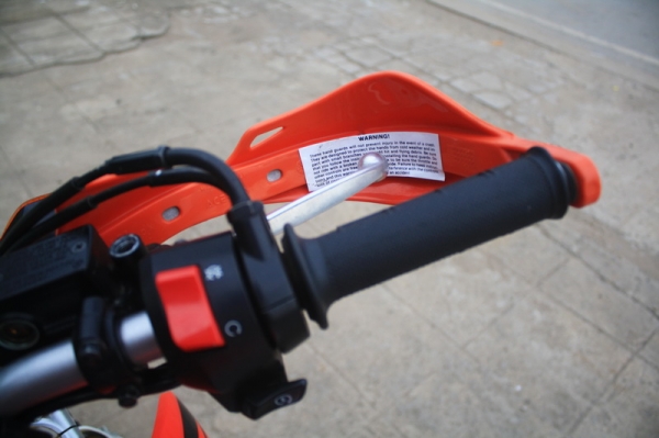 __CRF 250L ลายปี 2014 สภาพดี $ 110,000__