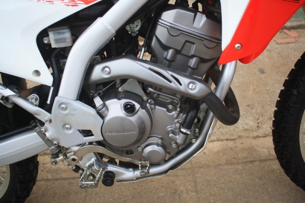 __CRF 250L ลายปี 2014 สภาพดี $ 110,000__