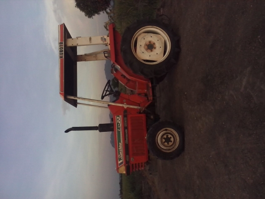Kubota L1 22 แรง สภาพสวย ยางดียางสวย เครื่องสวย เครื่องแน้น เข้าเกียร์งาย ไม่ดัง มีแต่ตัว ขับเคลื่อน 4 ล้อ พวงมาลัยพาวเวอร์ สนใจตติดต่อ 089-9638932 อ.ชัยบาดาล จ.ลพบุรี ต.บัวชุม Kubota L1 22 แรง สภาพสวย ยางดียางสวย เครื่องสวย เครื่องแน้น เข้าเกียร์งาย ไม่ดัง มีแต่ตัว ขับเคลื่อน 4 ล้อ พวงมาลัยพาวเวอร์ สนใจตติดต่อ 089-9638932 อ.ชัยบาดาล จ.ลพบุรี ต.บัวชุม