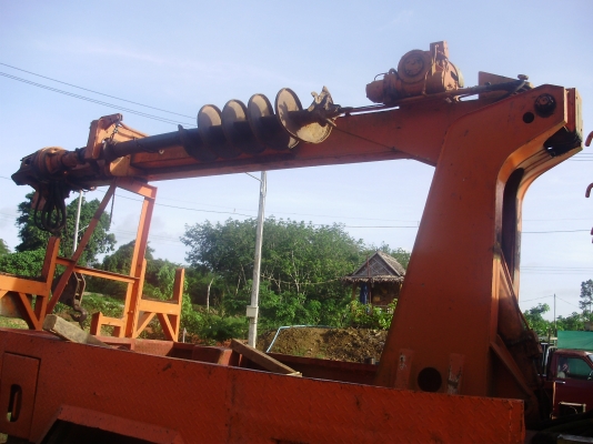 ขายรถเจาะเสาไฟฟ้า