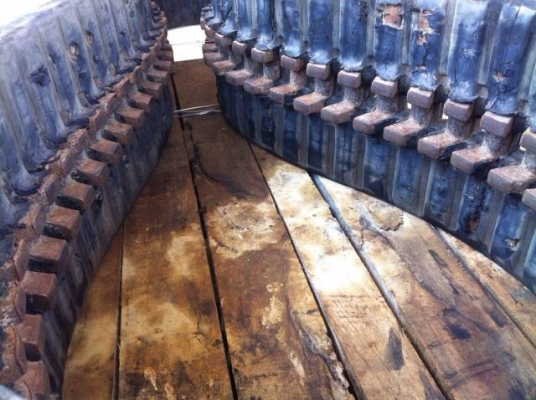 ขายแทรคยาง รถขุด PC30/PC35 ติดต่อ 081-2990958/089-8368497 ขายแทรคยาง รถขุด PC30/PC35 ติดต่อ 081-2990958/089-8368497