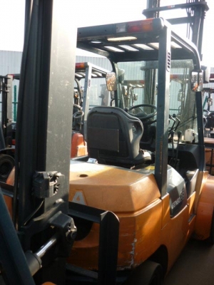 ขายฟอร์คลิฟต์TOYOTA 7FD25 ( ดีเซล 2Z ) เสาสูง 5.0 M , ฮิ้งฟอร์ค , ล้อหน้าคู่ , ขอบคุณลูกค้าจาก กทม ขายฟอร์คลิฟต์TOYOTA 7FD25 ( ดีเซล 2Z ) เสาสูง 5.0 M , ฮิ้งฟอร์ค , ล้อหน้าคู่ , ขอบคุณลูกค้าจาก กทม