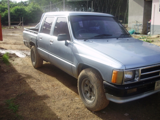 ฮีโร่ 4 ประตู ฮีโร่ 4 ประตู