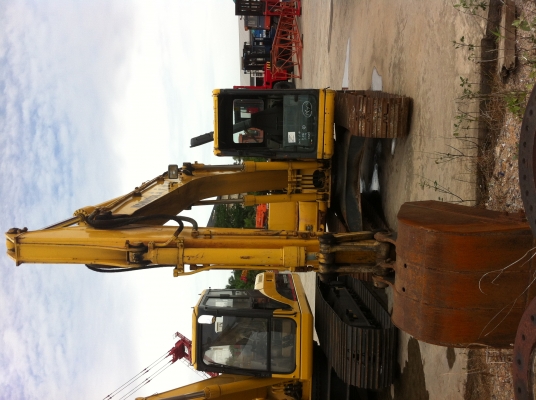 รถแบคโฮนำเข้าจากญี่ปุ่น ซื้อสดและจัดไฟแนนซ์