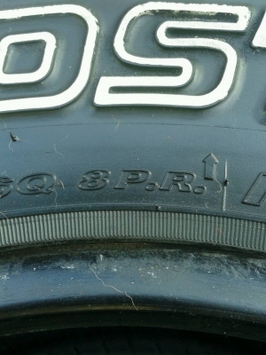 ขายยาง Mud 265/75R16 2 เส้น