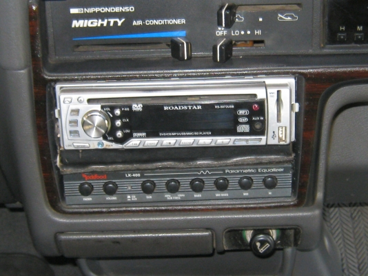 ขายรถกระบะไมตี้ x รุ่นพิเศษลักชูรี่ ปี 96 ติดเครื่องเสียงชุดใหญ่เพาเวอร์แอมป์ 2 ตัวดังกระหึ่ม