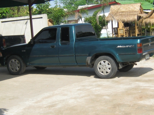 ขายรถกระบะไมตี้ x รุ่นพิเศษลักชูรี่ ปี 96 ติดเครื่องเสียงชุดใหญ่เพาเวอร์แอมป์ 2 ตัวดังกระหึ่ม