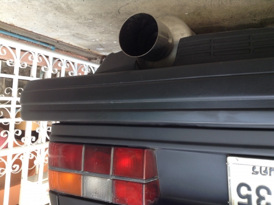 ขาย volvo 740 ดำด้านดุๆ เท่ๆ ราคา 100,000 บาท หรือแลกมอเตอร์ไซค์ CB-400 ติดต่อคุณเอ๋ 092-6356419