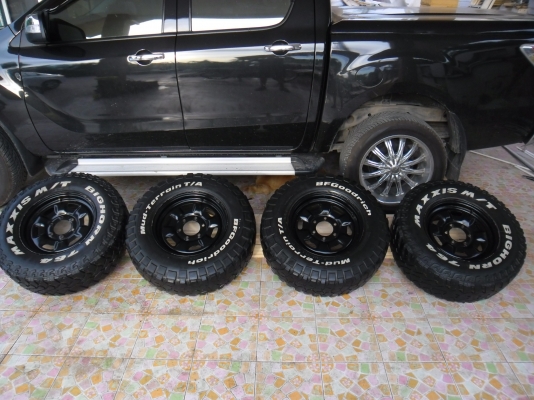 ล้อกะทะ+BF KM2 245/75/16 ปี 10 1 ชุดขาย 8500 บาท ล้อกะทะ+BF KM2 245/75/16 ปี 10 1 ชุดขาย 8500 บาท