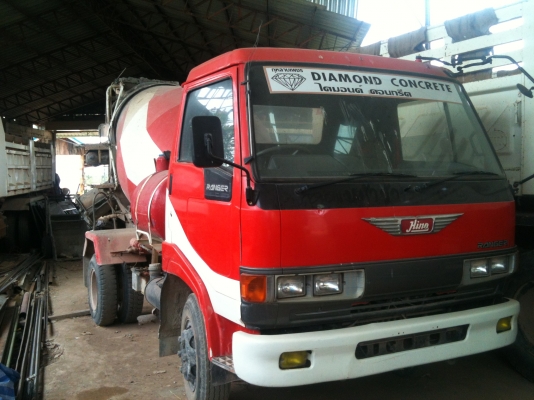 ขายรถโม่ปูน HINO 6 ล้อ 3 คิว เจ้าของขายเอง