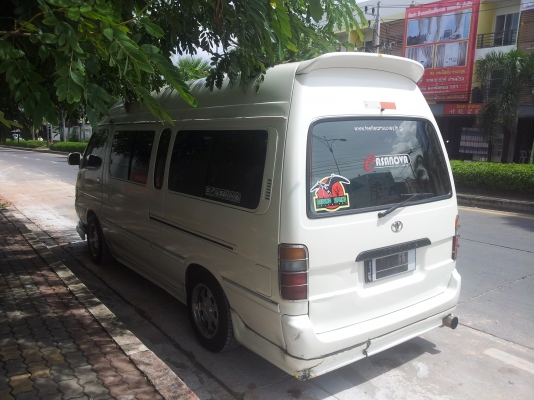 TOYOTA COMMUTER ปี2004แต่งV.I.Pเดิมๆสวยๆพร้อมใช้