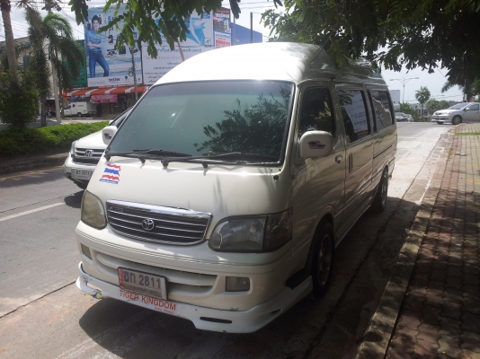 TOYOTA COMMUTER ปี2004แต่งV.I.Pเดิมๆสวยๆพร้อมใช้