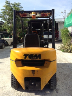 +++ ขายโฟล์คลิฟท์ T.C.M. FD20C6  (รุ่นใหม่ล่าสุด)  สภาพดี  ชม. น้อย  เครื่องยนต์ดีเซล  เสา  3  เมตร  เกียร์ธรรมดา  งา 1,070  มม. ยางตัน    *** สนใจ รายละเอียดคุยได้ครับ โทร. 081-659-7598 ***