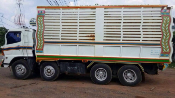 ขายรถบรรทุก HINO FM1JNRD เครื่อง JO8C 260 แรง ปี 46 12 ล้อ กระบะดัมพ์มิเนียม ขายรถบรรทุก HINO FM1JNRD เครื่อง JO8C 260 แรง ปี 46 12 ล้อ กระบะดัมพ์มิเนียม