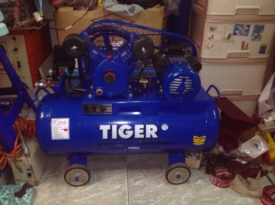 ปั๊มลม tiger ครึ่งแรง สภาพ 90\% ปั๊มลม tiger ครึ่งแรง สภาพ 90\%