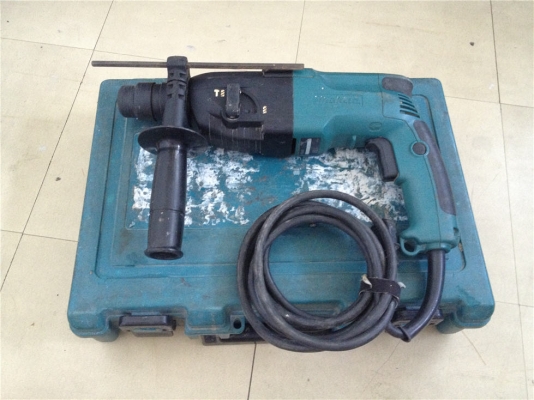 สว่านกระแทก2ระบบหมุนทางเดียว Makita HR2441 พร้อมอุปกรณ์ดั้งเดิมครบ