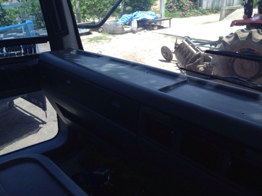 ขายรถหกล้อติดเครน HINO KR360 เครื่อง HO7C 185 แรง กระบะยาว 6 เมตร เครน tanado 3 ตัน