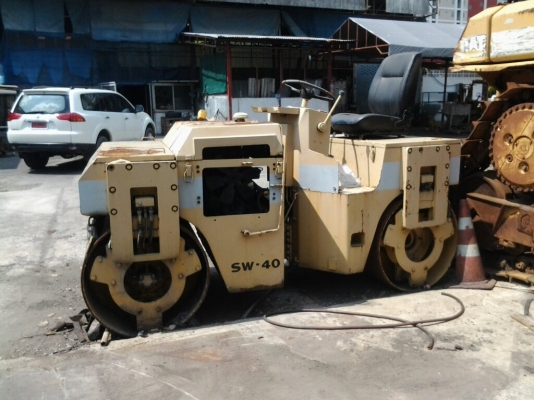 ขายรถบดสั่นสะเทือน SAKAI SW-40 ขายรถบดสั่นสะเทือน SAKAI SW-40