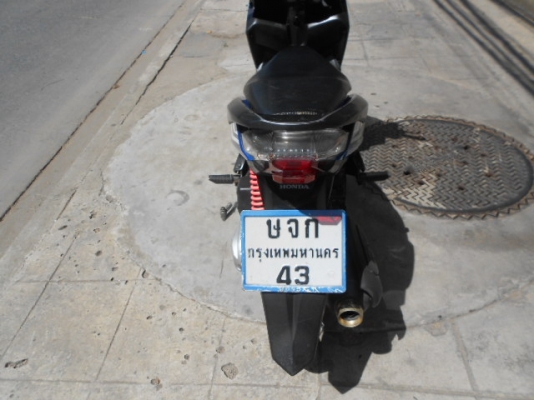 Honda-Click-i 110cc เครื่องดีครับ Honda-Click-i 110cc เครื่องดีครับ