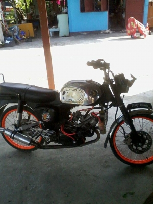 ขายC200 เครื่องโซนิคมีเล่มทะเบียนเครื่อง โครงมีใบซื้อขาย สภาพพร้อมใช้งาน 081-6807635