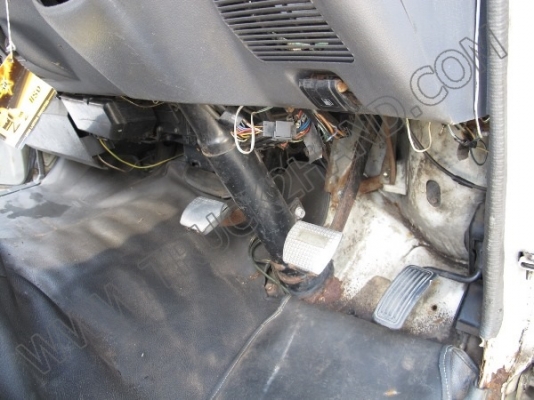 รถตู้ TOYOTA จดทะเบียนปี 2550 เป็นเครืองดีเซล 89 แรงม้า สภาพพร้อมใช้งาน เอกสารพร้อมโอน