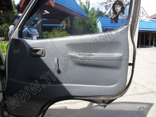 รถตู้ TOYOTA จดทะเบียนปี 2550 เป็นเครืองดีเซล 89 แรงม้า สภาพพร้อมใช้งาน เอกสารพร้อมโอน