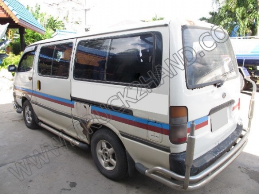 รถตู้ TOYOTA จดทะเบียนปี 2550 เป็นเครืองดีเซล 89 แรงม้า สภาพพร้อมใช้งาน เอกสารพร้อมโอน