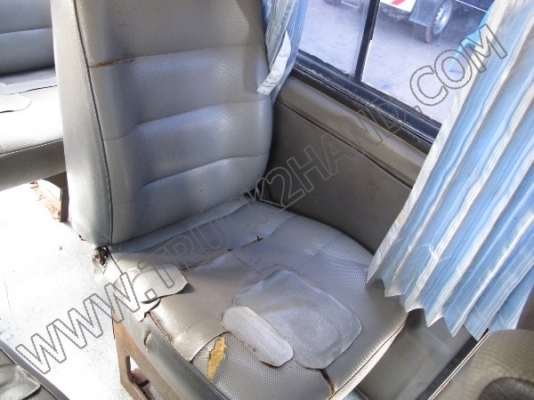 รถตู้ TOYOTA จดทะเบียนปี 2550 เป็นเครืองดีเซล 89 แรงม้า สภาพพร้อมใช้งาน เอกสารพร้อมโอน