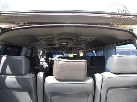 รถตู้ TOYOTA จดทะเบียนปี 2550 เป็นเครืองดีเซล 89 แรงม้า สภาพพร้อมใช้งาน เอกสารพร้อมโอน