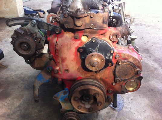 เครื่อง WO4D พร้อมเกียร์ สภาพเต็ม พร้อมใช้ ราคาไม่แพง เอกสารพร้อมลงเล่ม