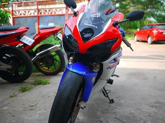 ขาย Nc30 พร้อมทะเบียนแท้ แฟริ่งหน้า Cbr1000 08