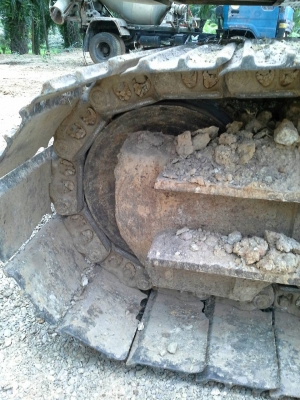 ต้องการขายแม็คโครฮิตาชิEX200-3 ต้องการขายแม็คโครฮิตาชิEX200-3