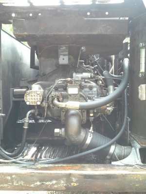 ต้องการขายแม็คโครฮิตาชิEX200-3 ต้องการขายแม็คโครฮิตาชิEX200-3