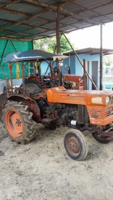 ขายคูโบต้า L2201 พร้อมผาน 5 สภาพใช้งานได้เลย