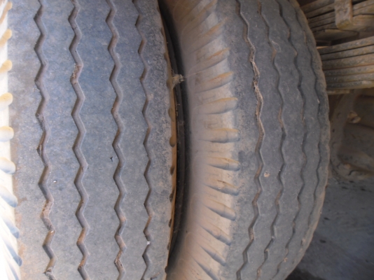 ขายรถบรรทุก 6 ล้อ TOYOTA DYNA 115 แรงตู้แห้งประตู 3 บานเครื่องเดิมเกียร์เดิมคัสซีสวยมากเครื่องดีมากชุดโอนพร้อม