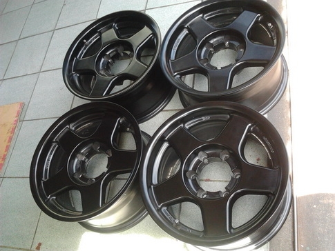 แบรดเลย์ วี ขอบ16 กว้าง8 ออฟ0 สภาพใหม่ สวยๆ1ชุด