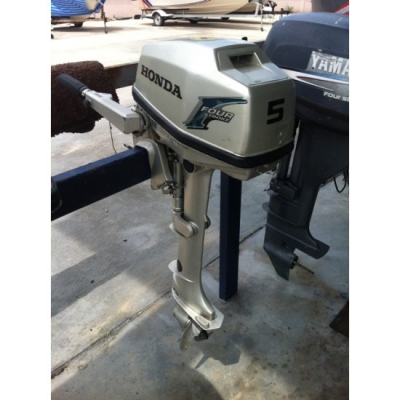 ขายเครื่องยนต์เรือ Honda BF 5 มือสองจากญี่ปุ่น